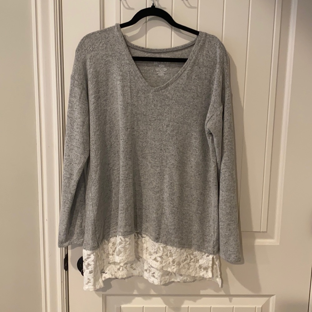 American Eagle teen girls soft sweater sz L